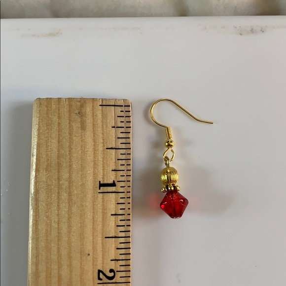 21053 ⭐️Red rhinestone earrings⭐️ - Picture 4 of 5